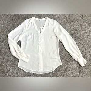 🤍 XS Express V-neck blouse